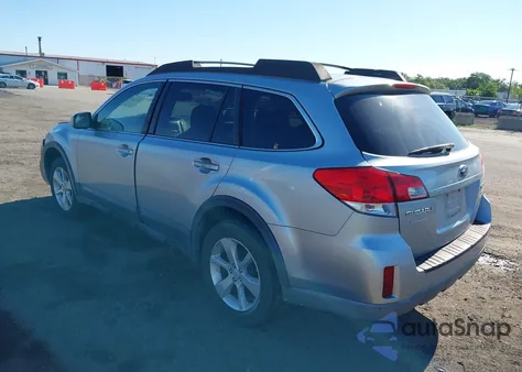 2013 Subaru Outback 2.5I Premium z USA, uszkodzony, nr VIN 4S4BRBCCXD3222299